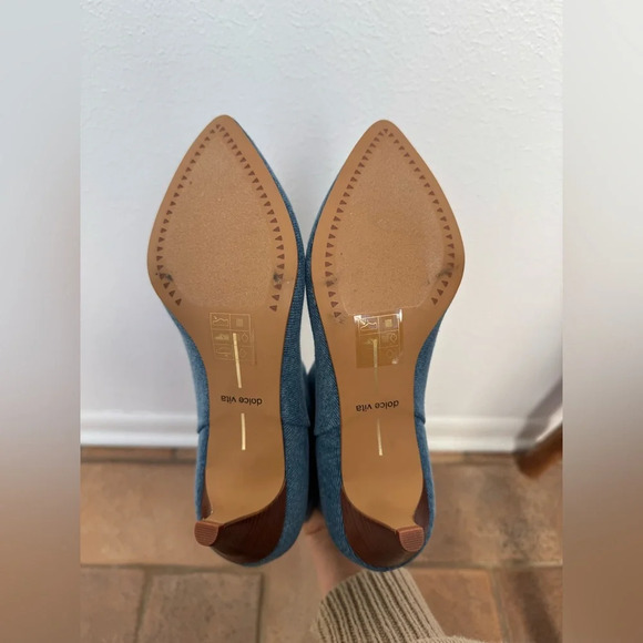 Dolce Vita Dee Pointed Toe Kitten Bootie - Picture 9 of 10